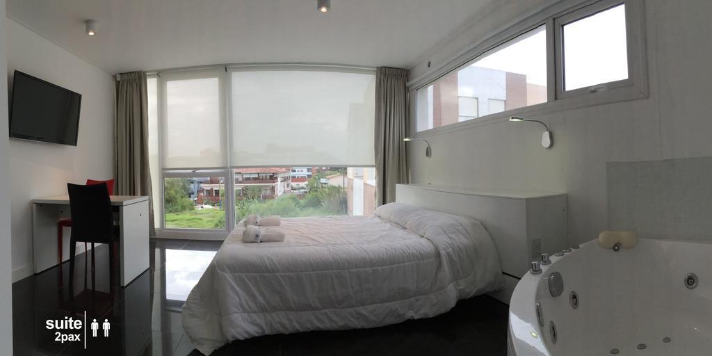 Eighteen Apartments Villa Gesell Esterno foto